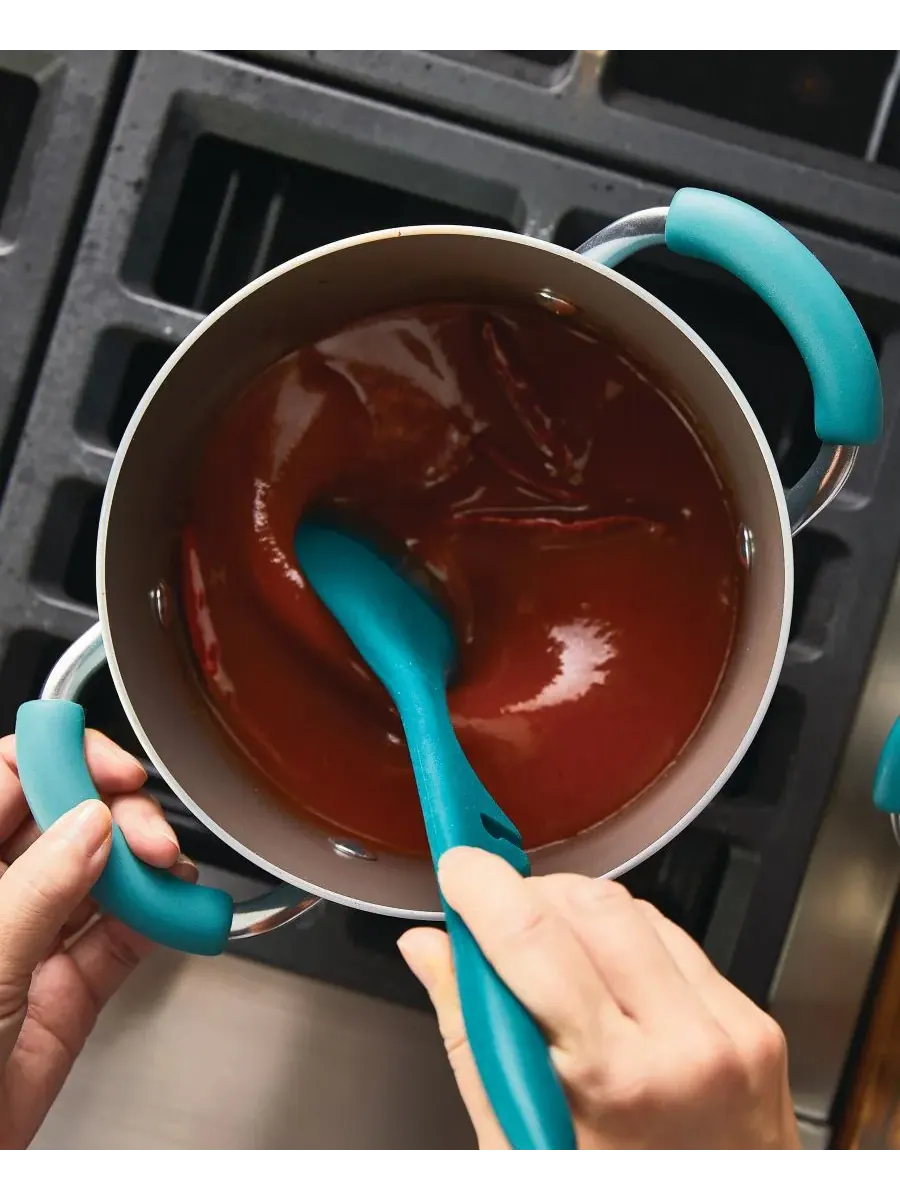 Сотейник Cucina объемом 3 л с антипригарным покрытием, пароваркой и крышкой Rachael Ray — изображение 9 из 10, синий
