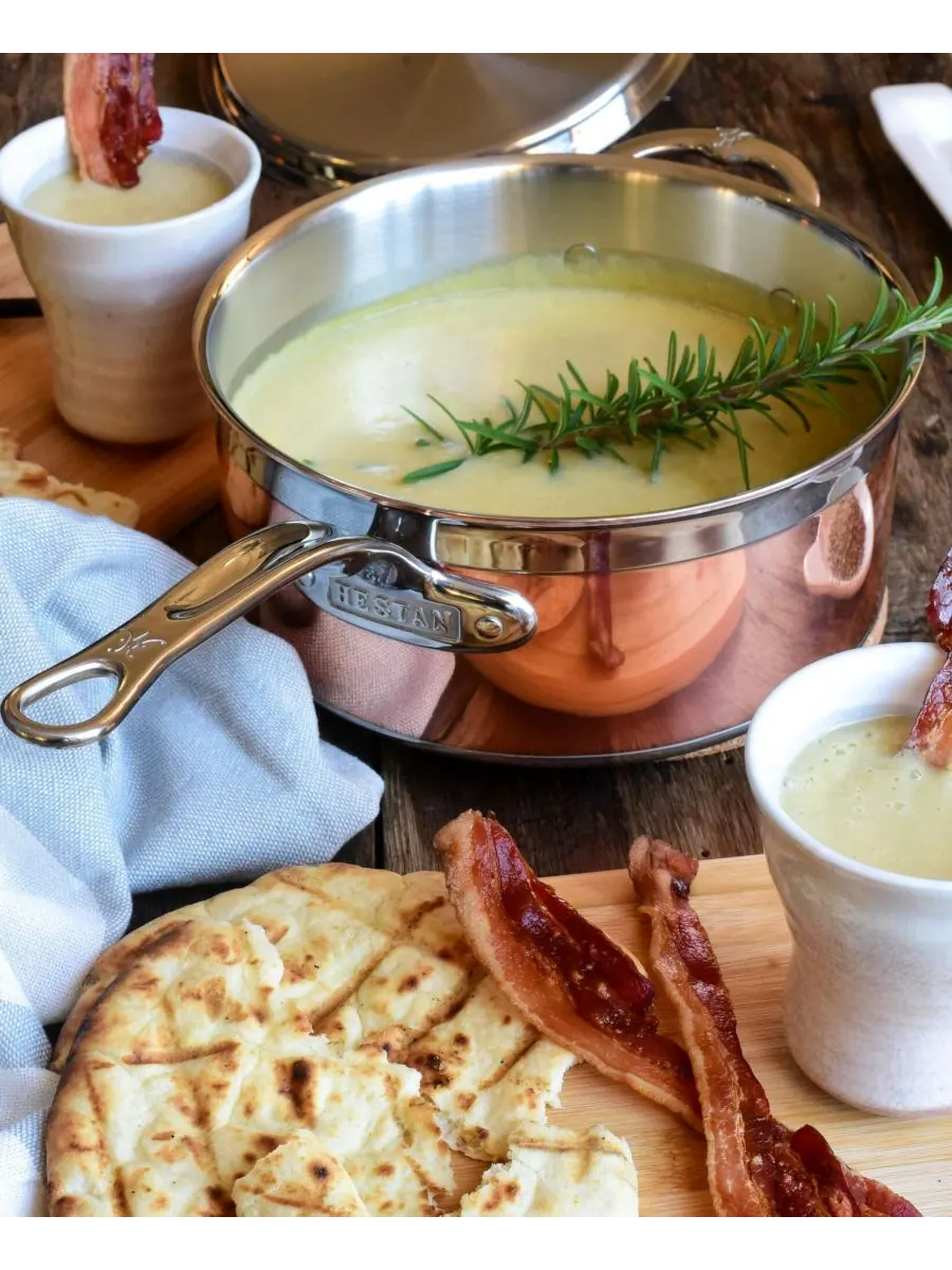 Hestan Индукционная медная кастрюля CopperBond объемом 4 кварты с крышкой и дополнительной ручкой — изображение 8 из 8, медь