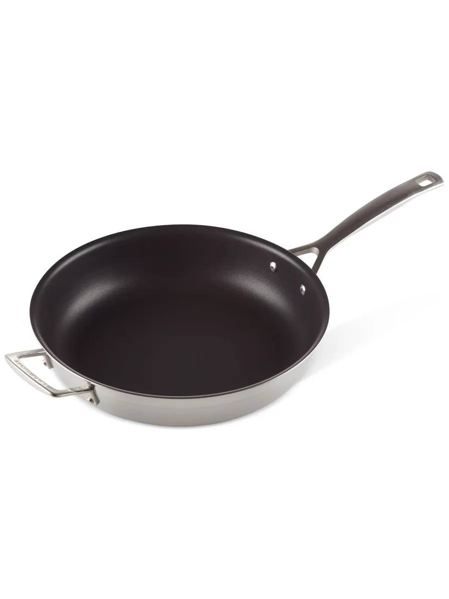 Le Creuset Классическая круглая сковорода из нержавеющей стали с антипригарным покрытием, 12 дюймов — изображение 2 из 5