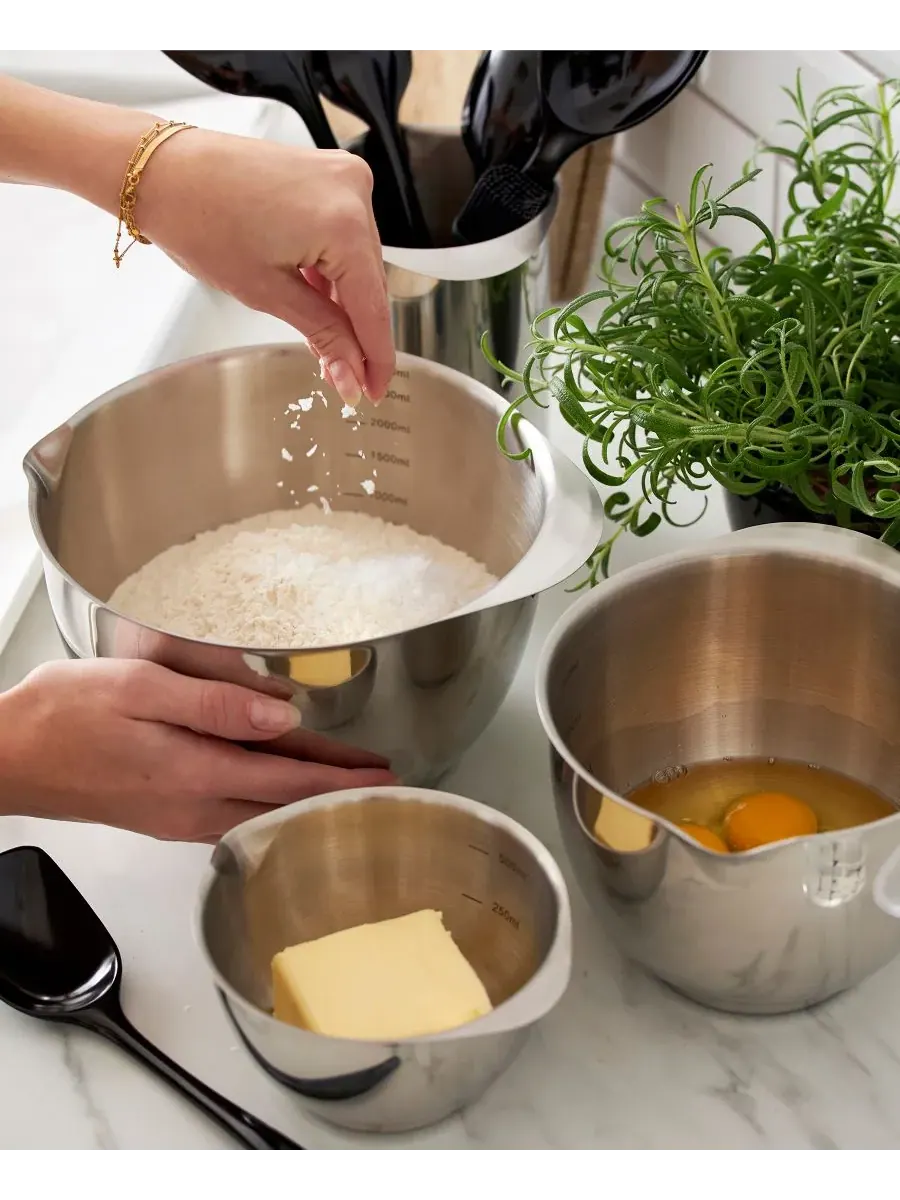 Стальная миска для смешивания объемом 3 л Rosti — изображение 3 из 10