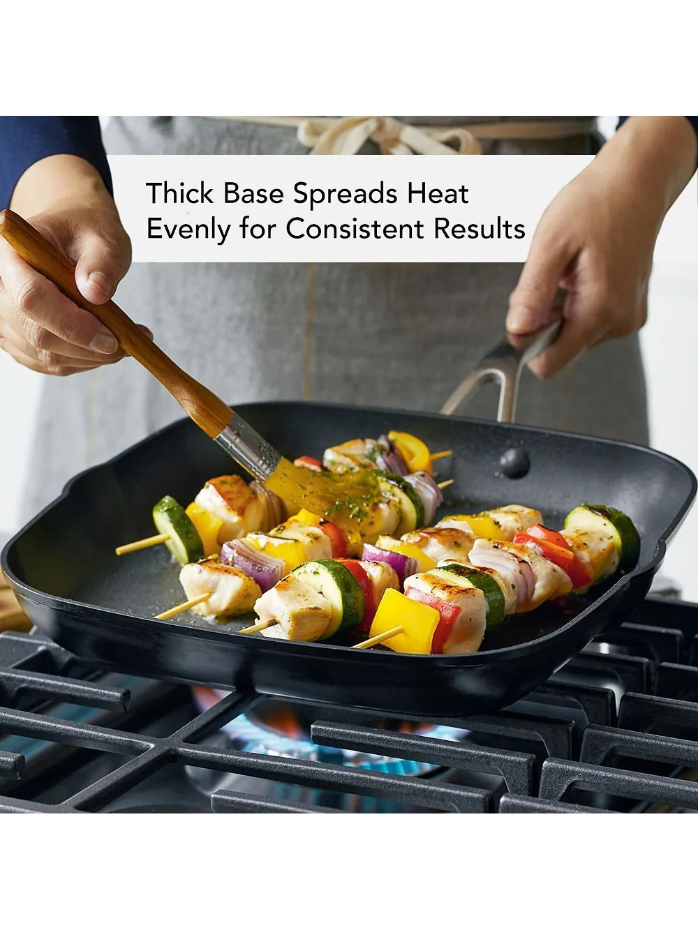 Сковорода-гриль KitchenAid Hard-Anodized Induction Nonstick, 28,5 см — изображение 6 из 7, черный