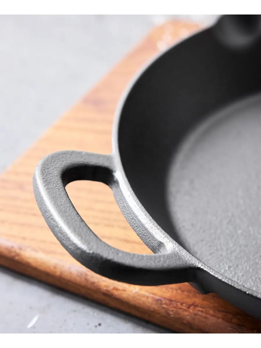 Сковорода чугунная GreenPan X Bobby Flay Cast Iron, 26 см — изображение 9 из 10, черный