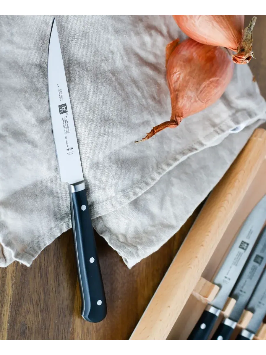 Набор ножей для стейка ZWILLING Gourmet, 4 предметов — изображение 4 из 6, черный