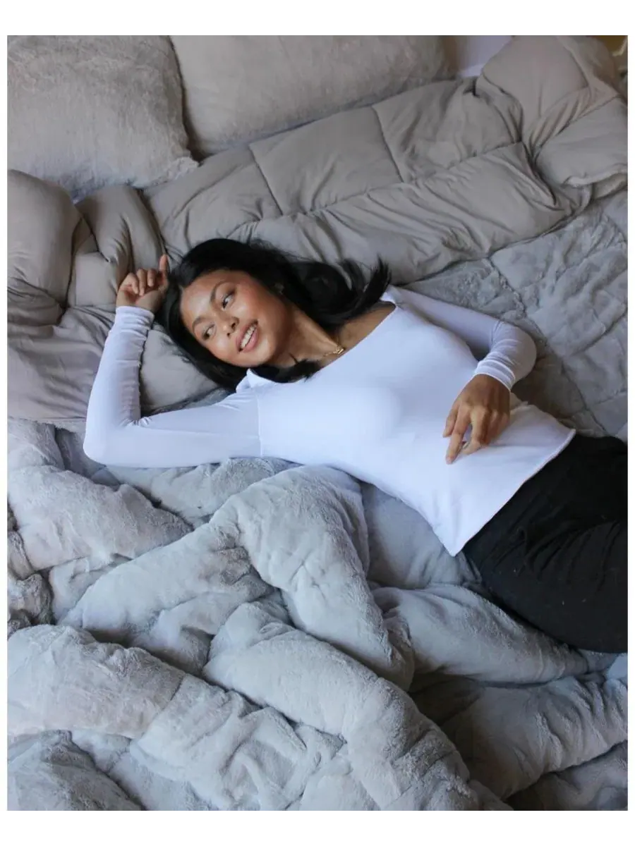 Одеяло Are You Kidding Bare Oversized Comforter Coma Inducer — изображение 4 из 4, серый