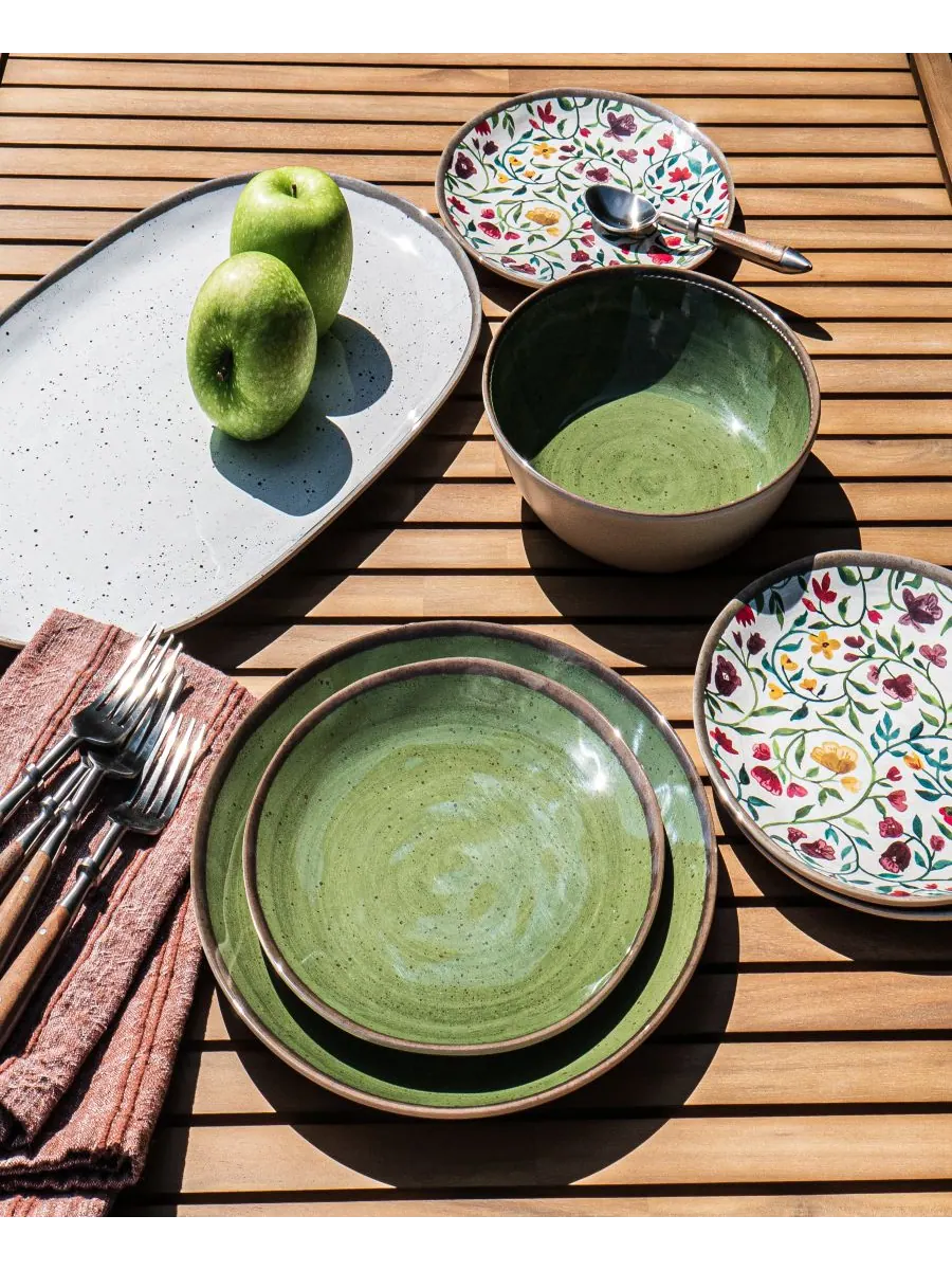Набор из 6 низких мисок Retreat Pottery, рассчитанных на 6 персон Abode Homewares — изображение 5 из 5, зеленый