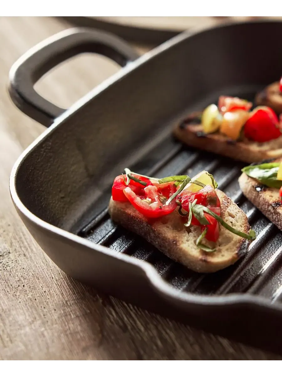 Сковорода-гриль чугунная GreenPan X Bobby Flay Cast Iron, 28 см — изображение 10 из 10, черный
