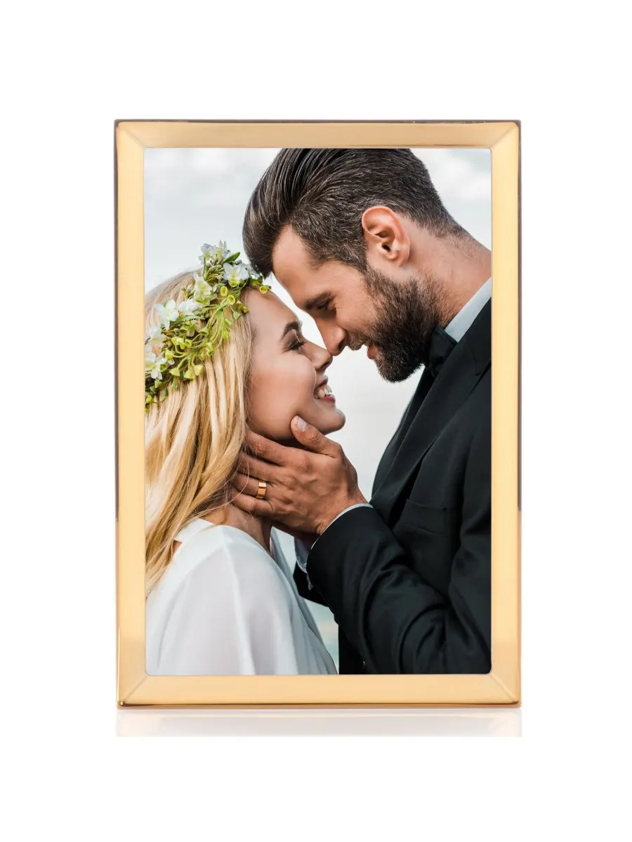 Фоторамка Grace, 4" x 6" Lawrence Frames — изображение 3 из 4, золотистый
