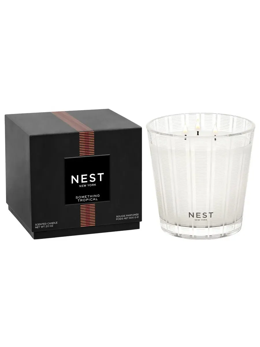 Ароматическая свеча Something Tropical, 598 г NEST New York