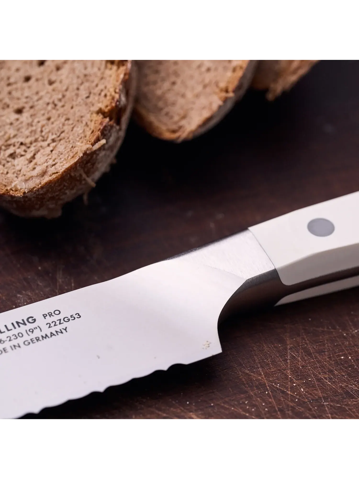 Нож для хлеба ZWILLING Pro Le Blanc, 23 см — изображение 4 из 5, белый/серебристый
