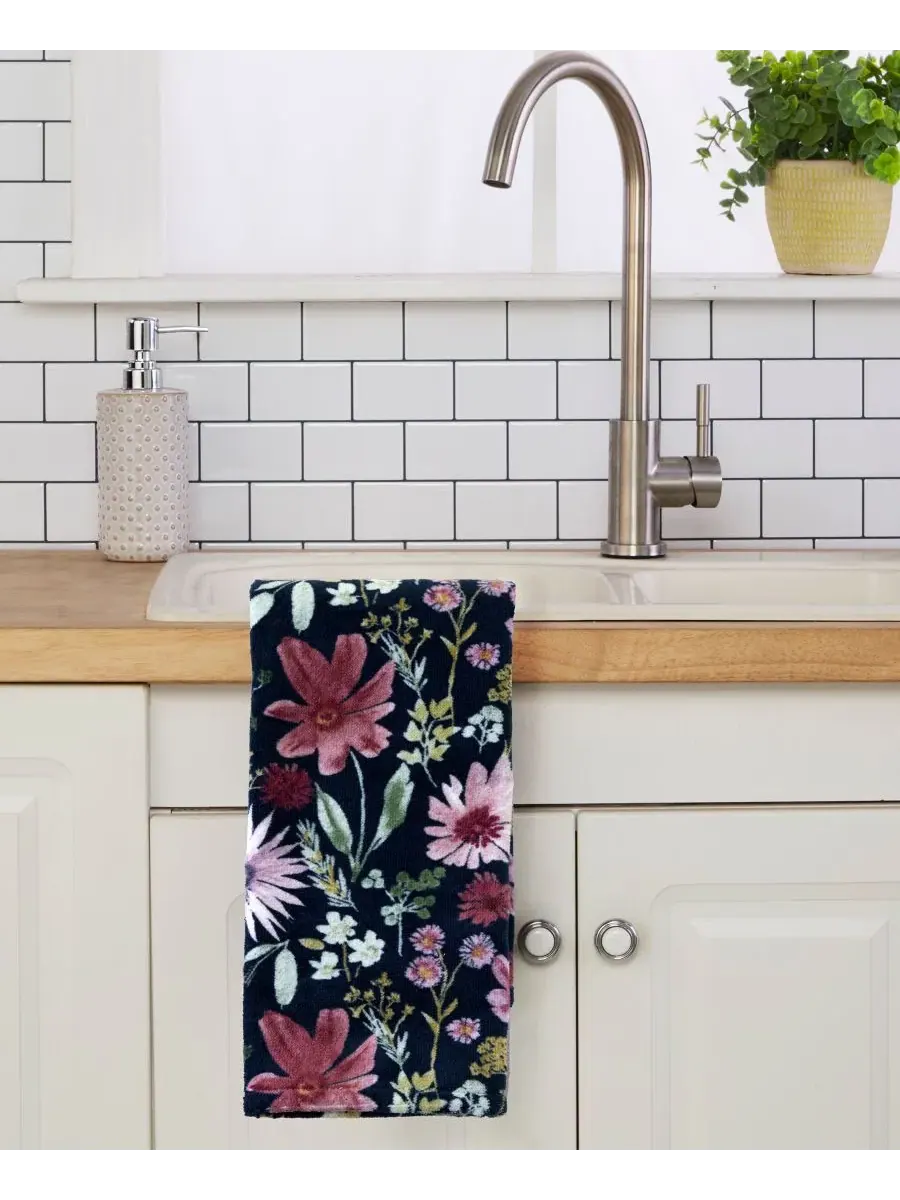 Набор из 2 полотенец для рук с цветочным принтом Wildflower Printed SKL Home — изображение 4 из 4, черный