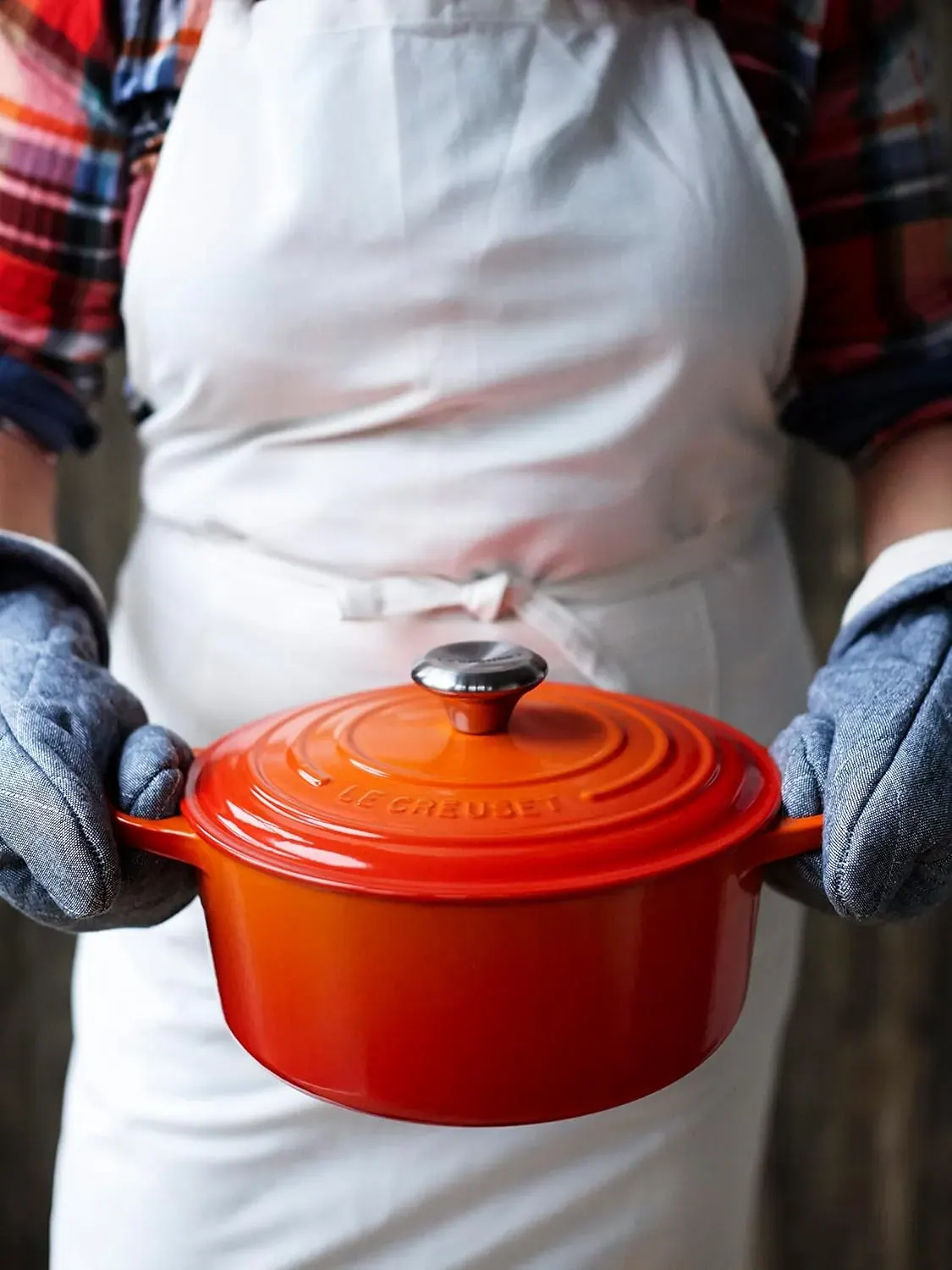 Кастрюля круглая Le Creuset Signature, 8,4 л, 30 см — изображение 6 из 7, оранжевый