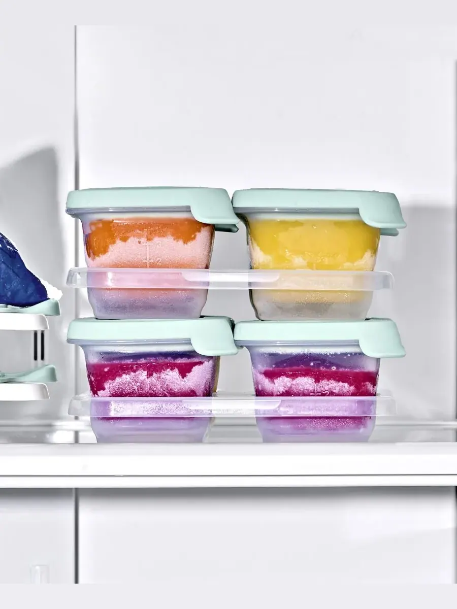 Набор из 4 силиконовых детских кубиков Tot для хранения продуктов Oxo — изображение 6 из 8, опаловый