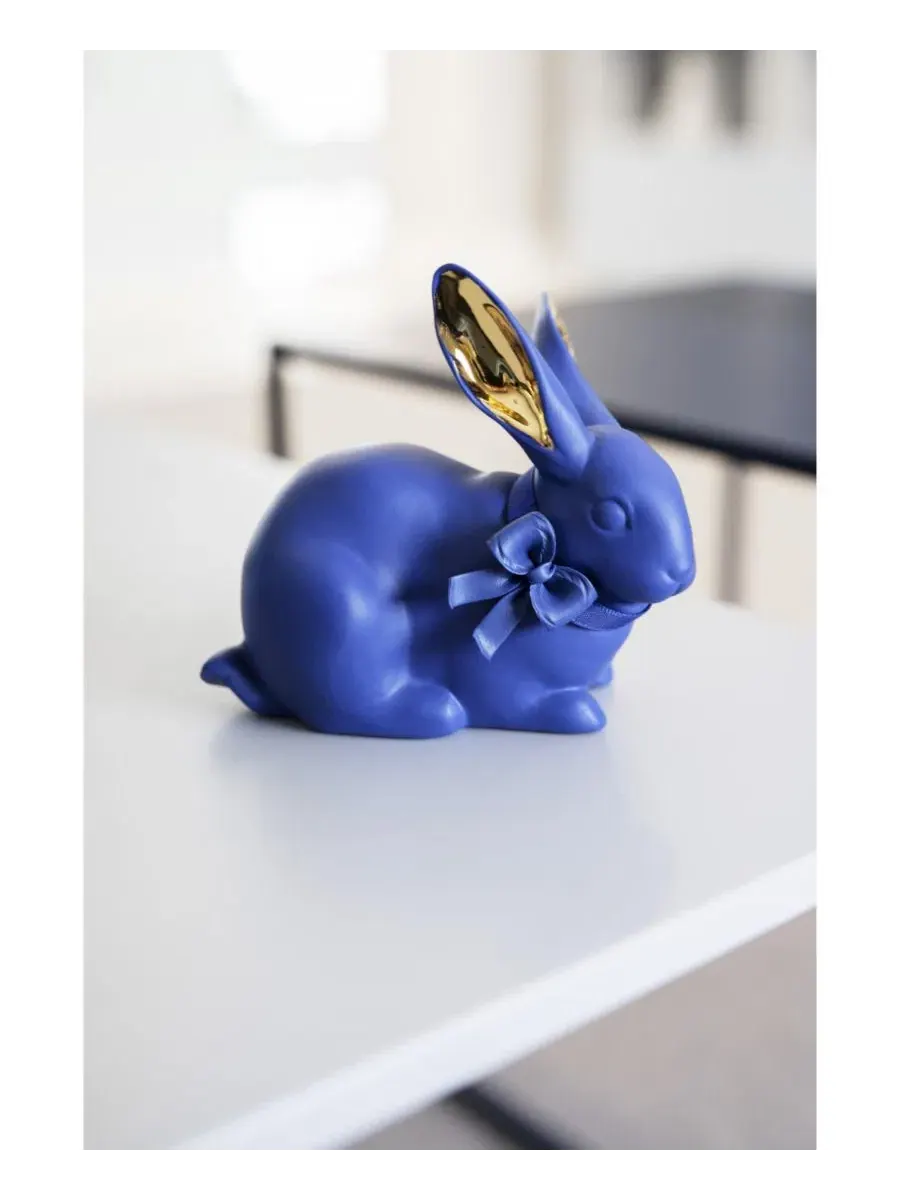 Коллекционная фигурка Lladro, Внимательный Зайчик — изображение 2 из 5, золотой/синий