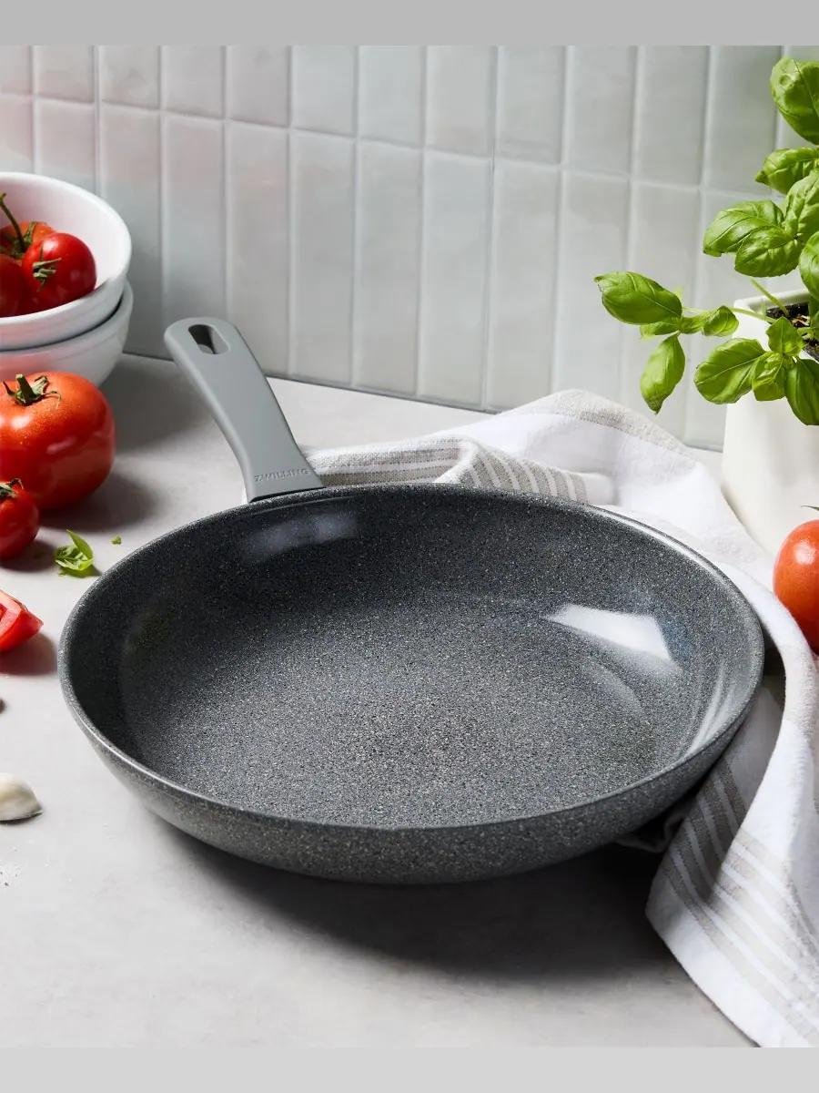Сковорода ZWILLING Parma Plus Ceramic, 30 см — изображение 6 из 6, серый