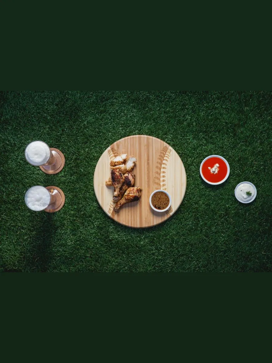 Разделочная доска и поднос Toscana от Home Run! в бейсбольном стиле Picnic Time — изображение 7 из 10, коричневый