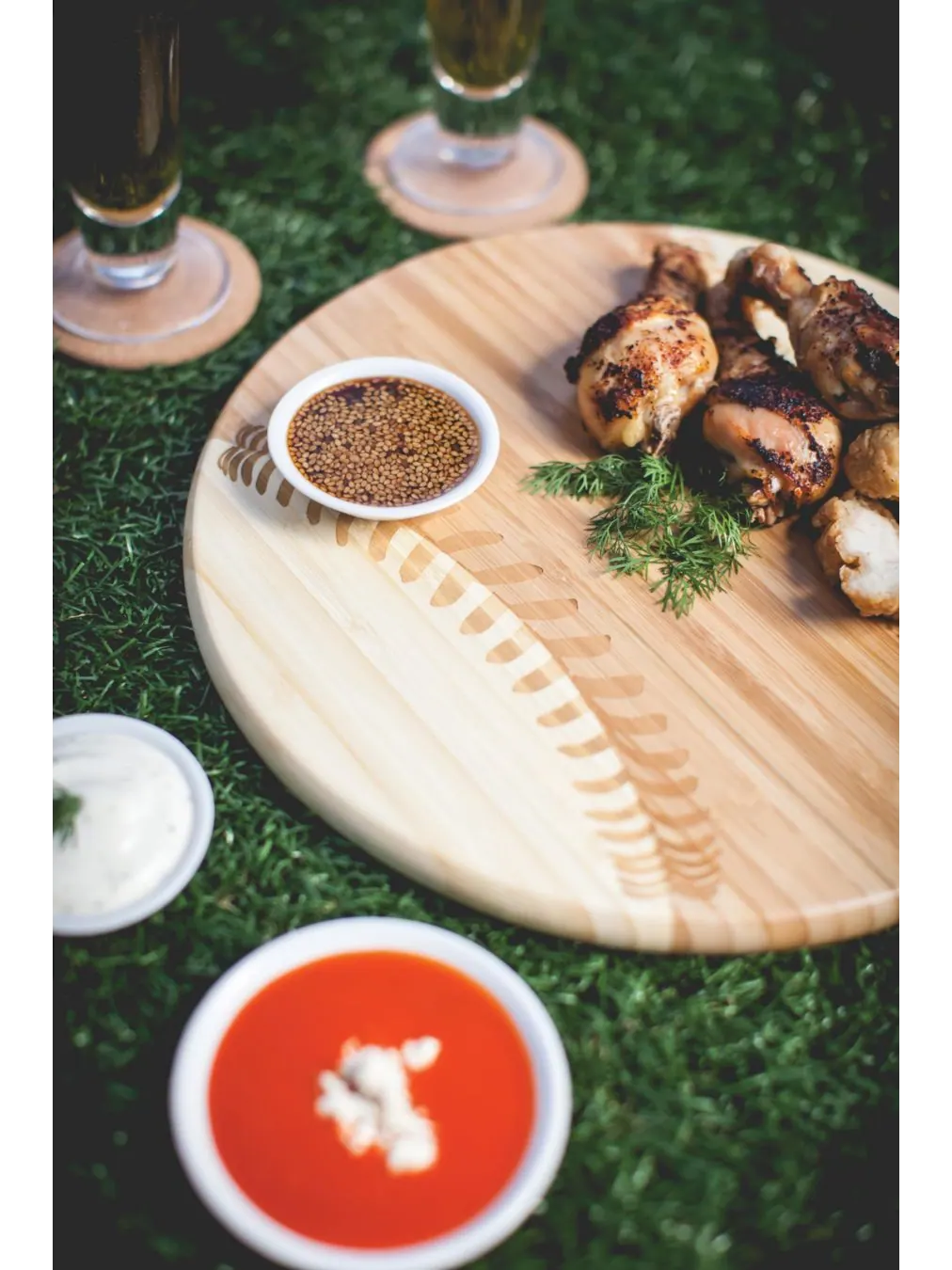 Разделочная доска и поднос Toscana от Home Run! в бейсбольном стиле Picnic Time — изображение 8 из 10, коричневый