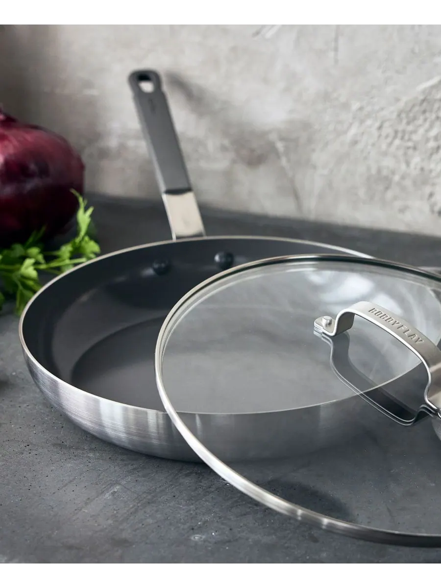 Сковорода с крышкой GreenPan X Bobby Flay Stainless Steel, 30 см — изображение 2 из 9, серебристый