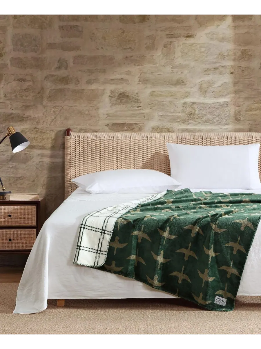 Плед из мягкой фланели с принтом, 70 x 60 дюймов Eddie Bauer, цвет kettle falls plaid — изображение 6 из 9