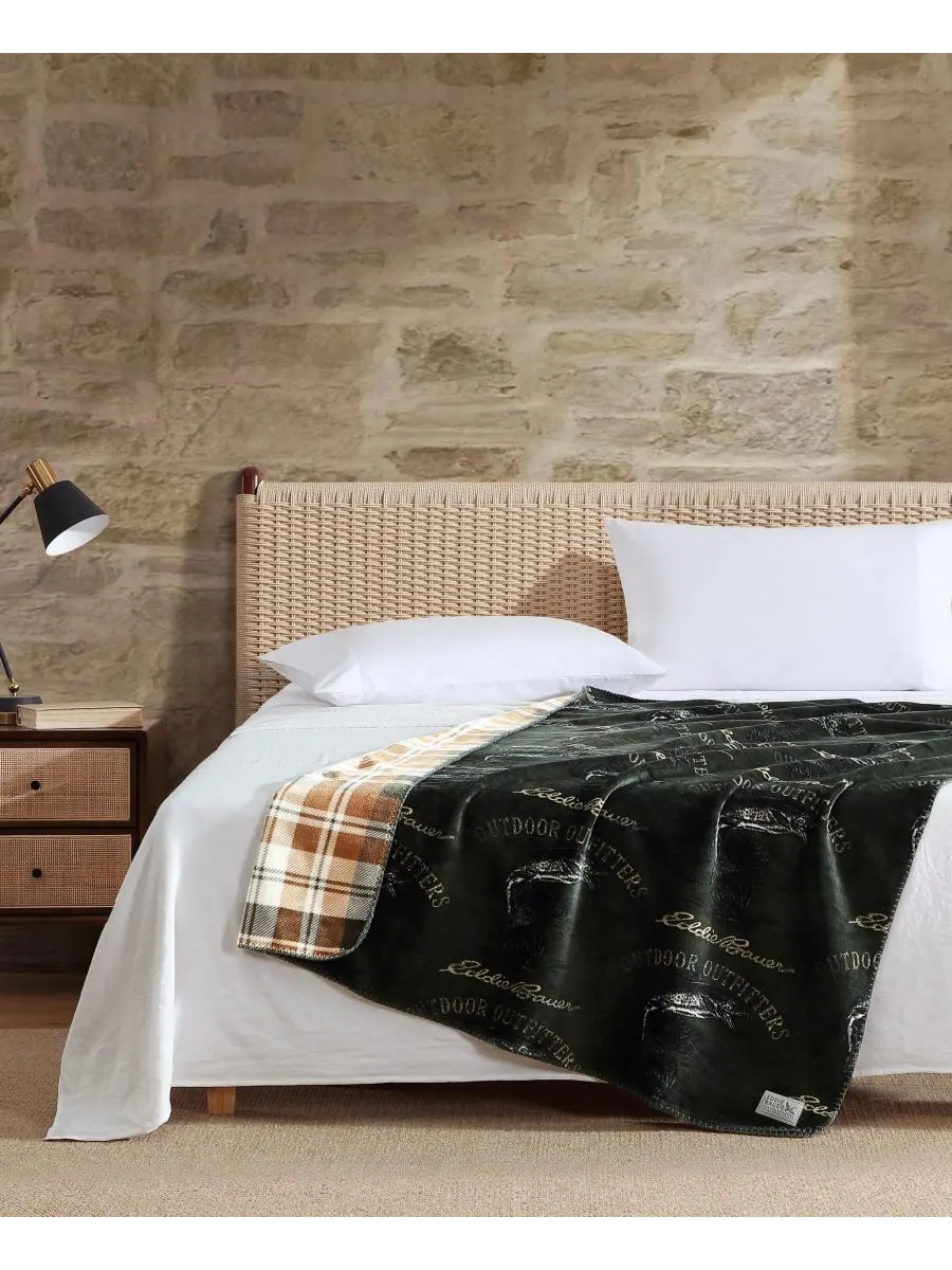 Плед из мягкой фланели с принтом, 70 x 60 дюймов Eddie Bauer, цвет trailhead plaid — изображение 6 из 9
