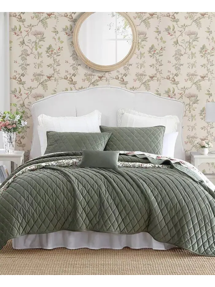 Комплект бархатных одеял с однотонной ромбовидной строчкой Laura Ashley