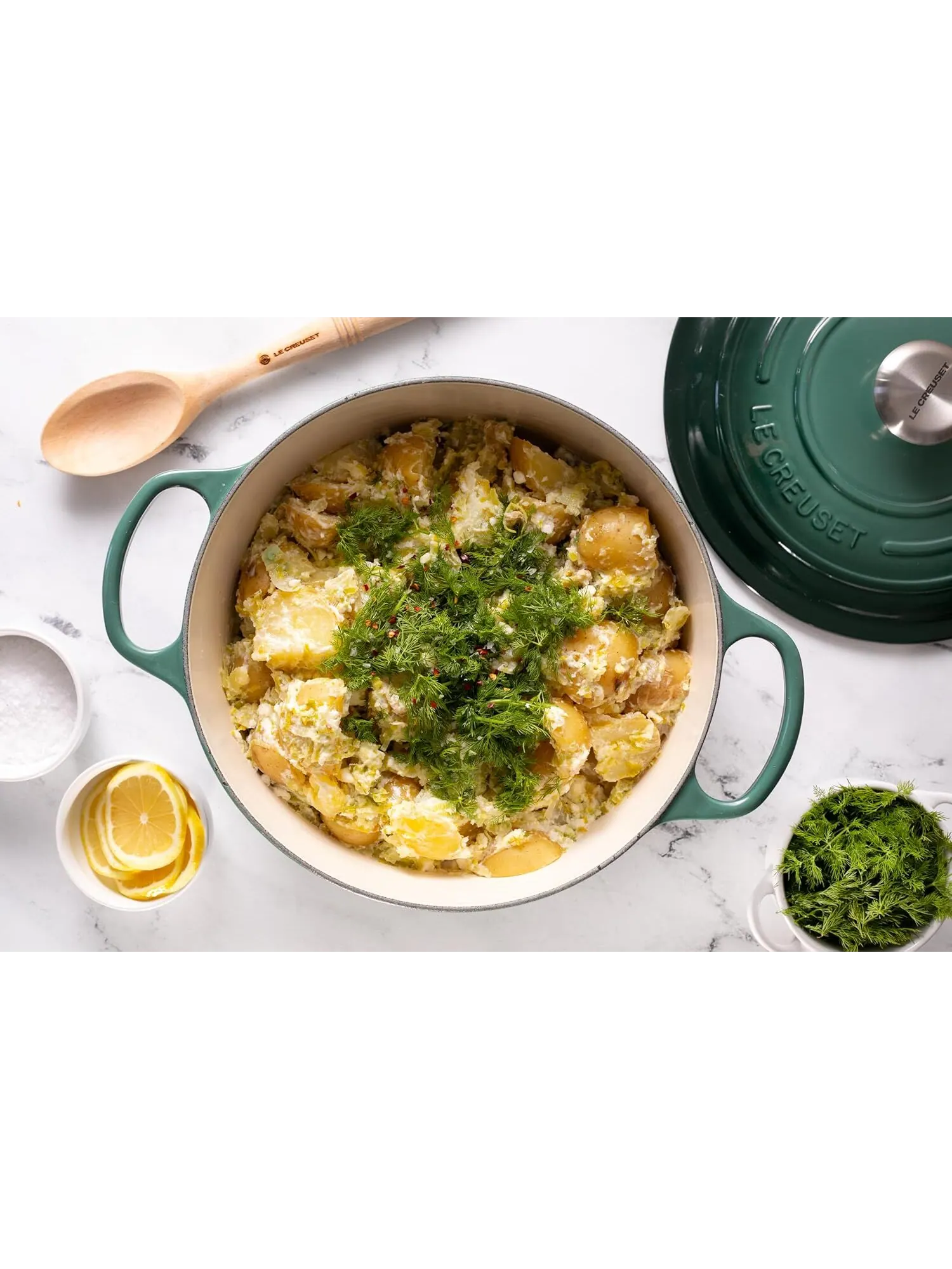 Набор чугунной эмалированной посуды Le Creuset, 5 предметов, 16/23/26 см — изображение 6 из 8