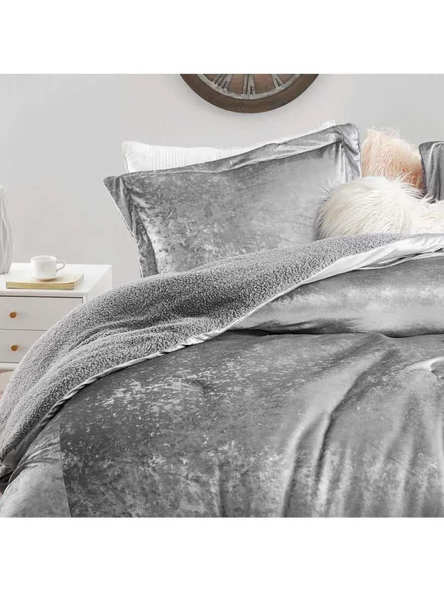 Комплект стеганого одеяла с велюровым покрытием Velvet Crush Coma Inducer, Champagne Alloy — изображение 2 из 3