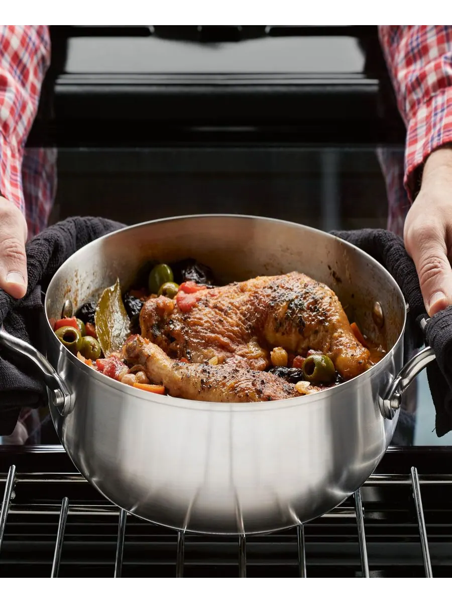 Кастрюля KitchenAid 3-Ply Base Stainless Steel Induction Casserole, 3,8 л — изображение 9 из 10