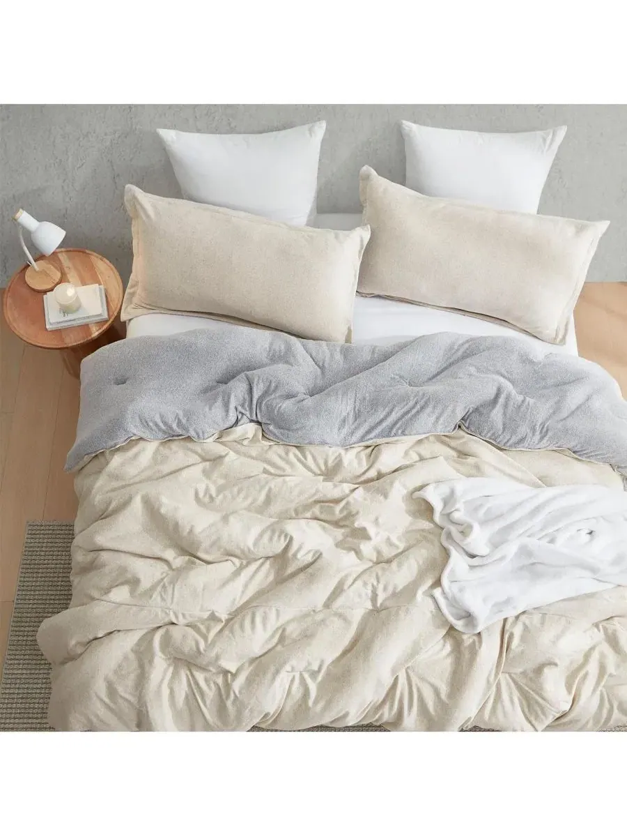 Одеяло-худи Oversized Comforter Coma Inducer, Creamy Taupe — изображение 2 из 6