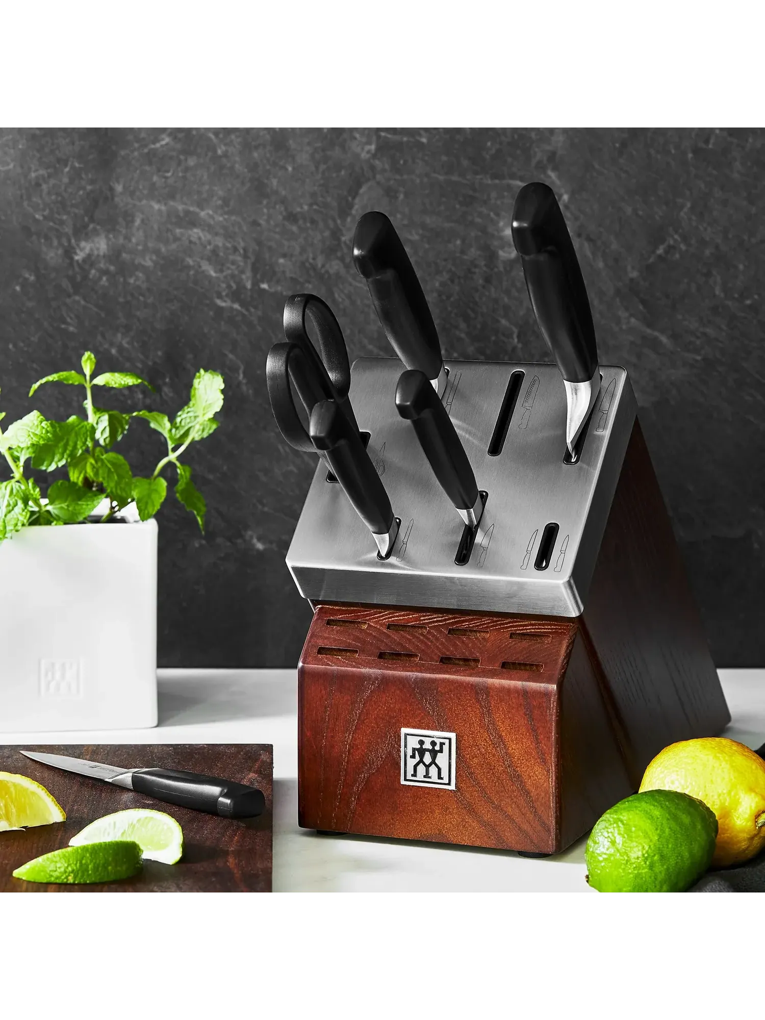 Набор ножей самозатачивающихся ZWILLING Four Star, 7 предметов, коричневый/ясень — изображение 6 из 7