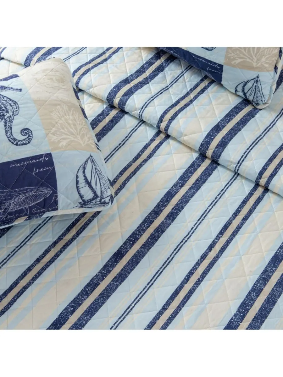 Комплект стеганого одеяла из микрофибры с рисунком в виде морских ракушек и наволочками Linery & — изображение 3 из 6