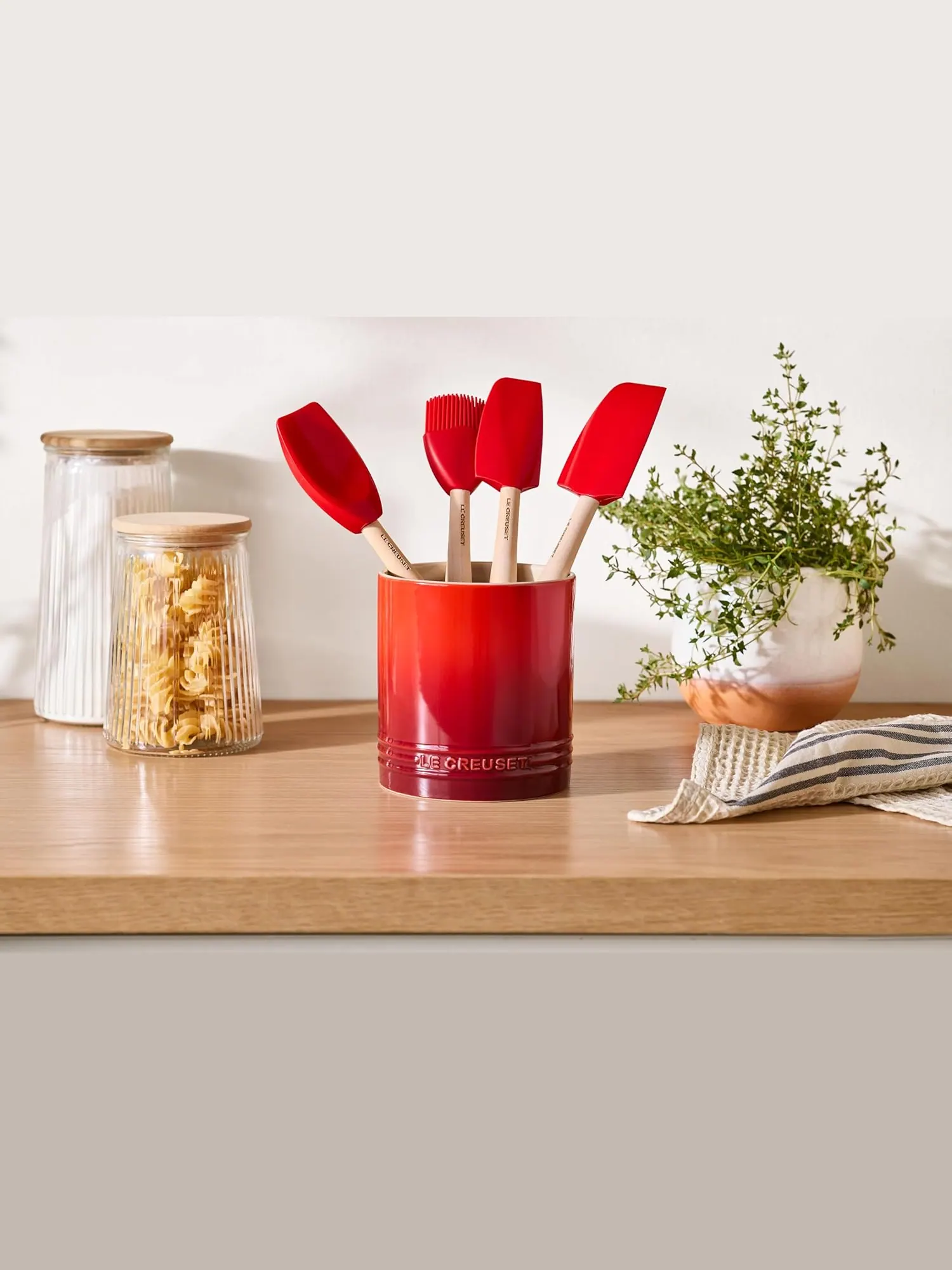 Подставка для кухонных принадлежностей Le Creuset Signature, 0.95 л — изображение 5 из 6