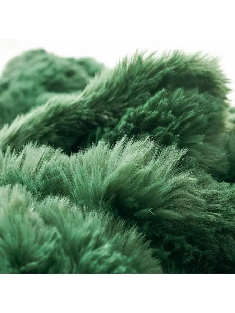 Плед Winter Wonderland Snowball Chunky Bunny Coma Inducer, Greener Pastures — изображение 4 из 4