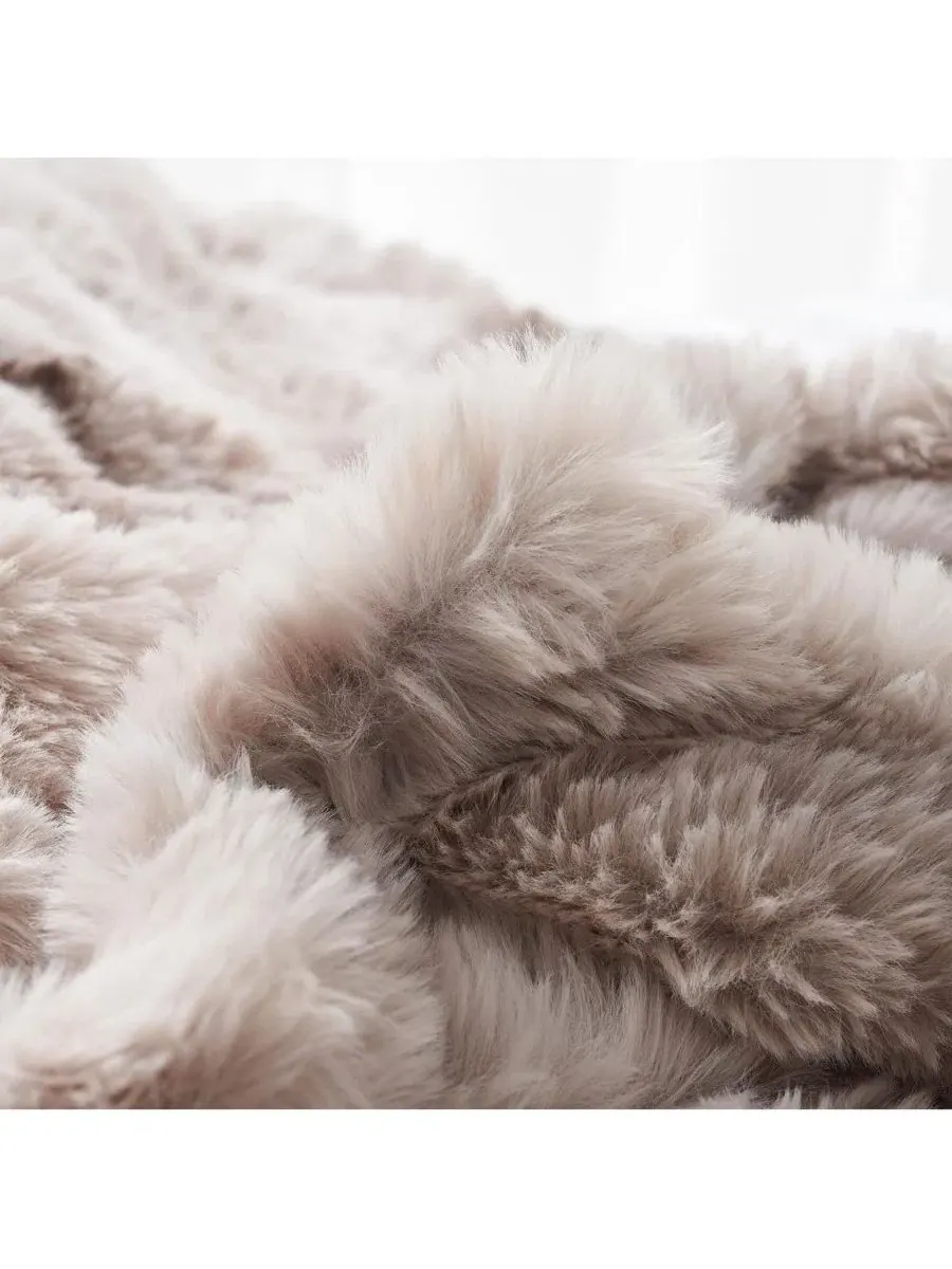 Плед Snowball Chunky Bunny Coma Inducer, Taupe Desert — изображение 3 из 4