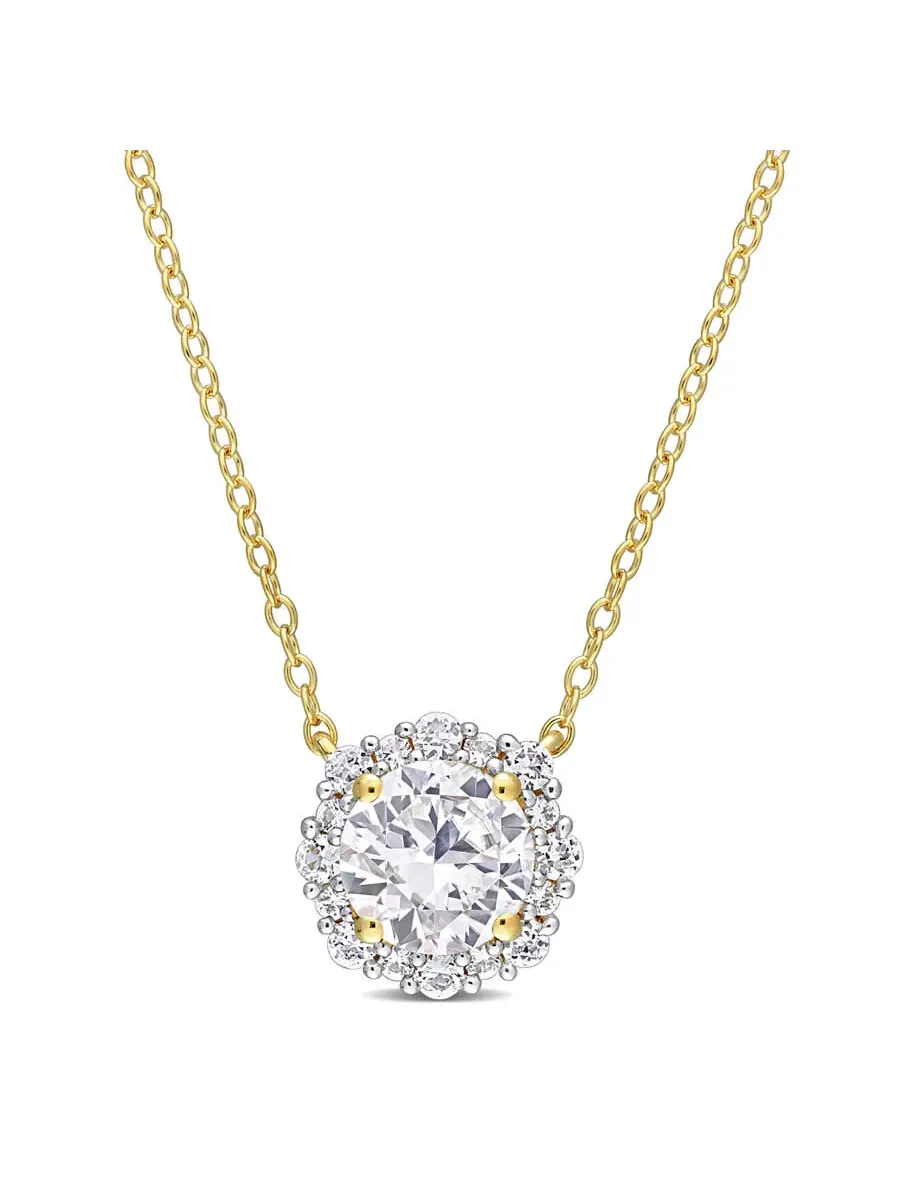 AMOUR 1 7/8 CT TGW Созданное белое сапфировое колье с гало в желтом позолоченном серебре — белый