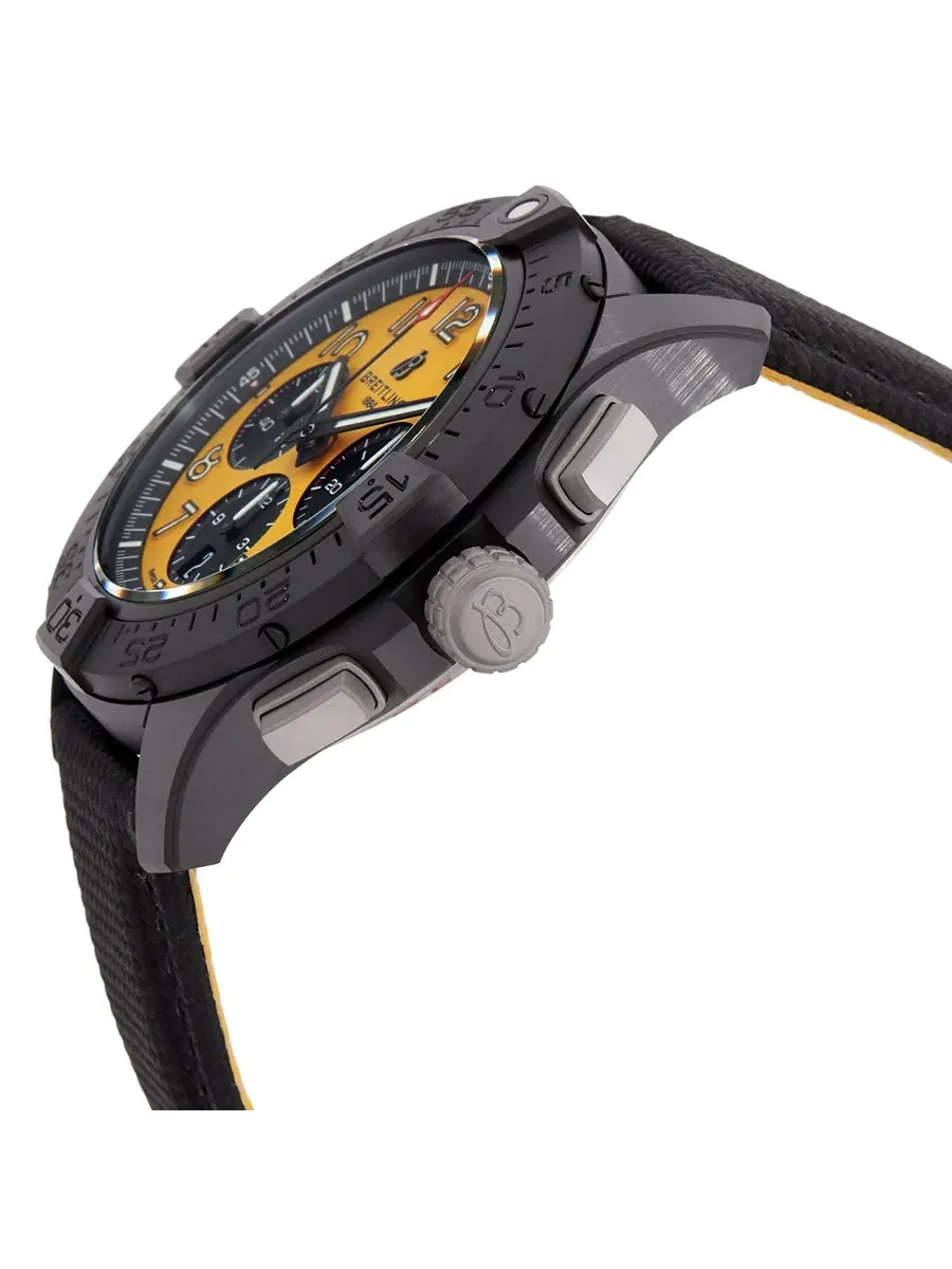 Мужские часы Breitling Avenger Chronograph Automatic с желтым циферблатом SB0147101I1X2 — изображение 2 из 3, оттенок черный