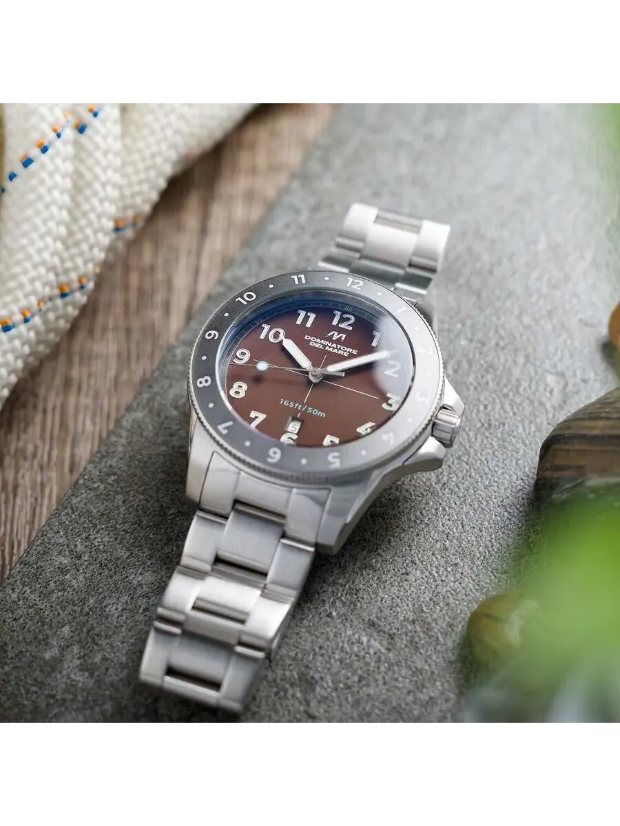 Мужские часы Dominatore Del Mare с кварцевым механизмом и коричневым циферблатом DD-8020-88 — изображение 2 из 3