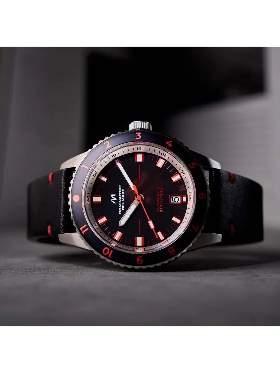 Мужские часы Dominatore Del Mare Tropea с черным циферблатом DD-8026-02 — изображение 3 из 4, оттенок черный