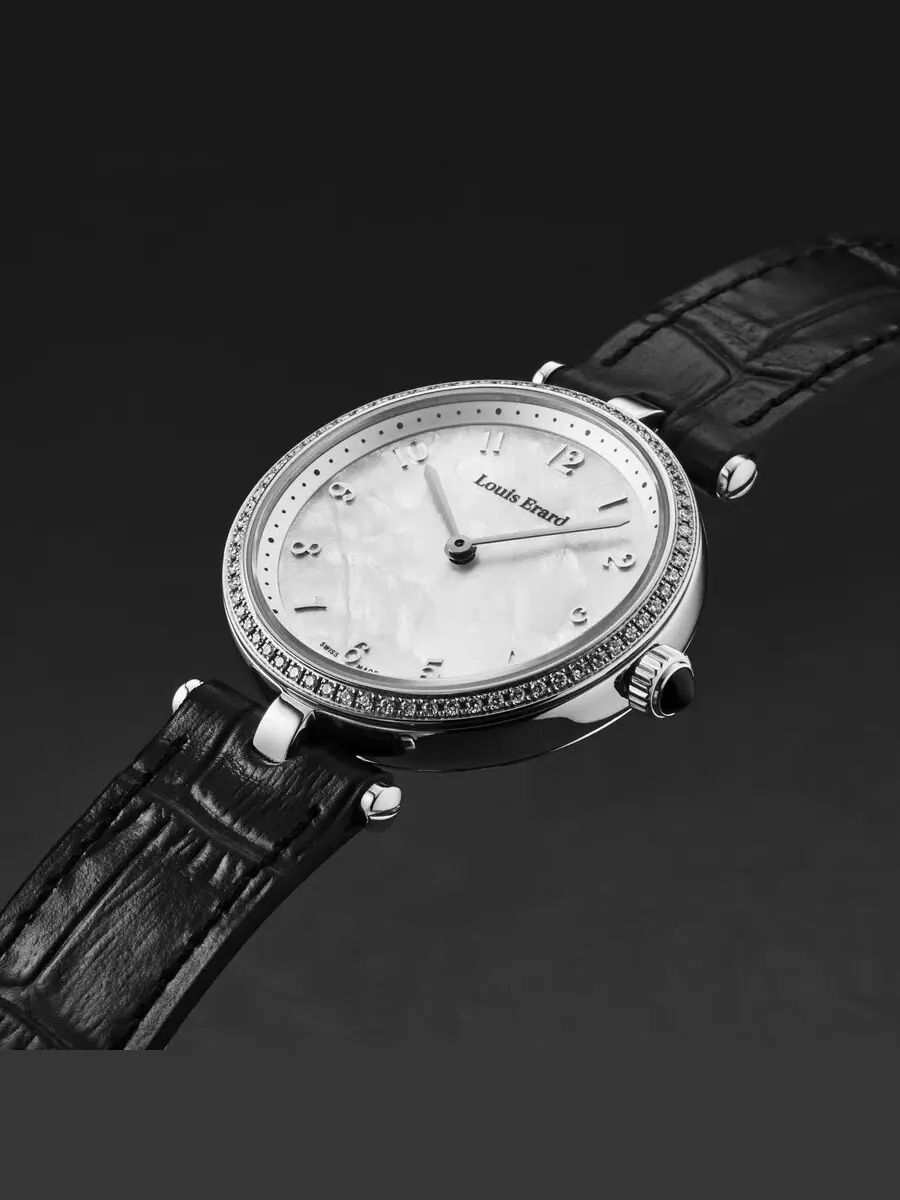 Женские часы Louis Erard Romance Quartz с белым циферблатом 11810SE34.BDBB5 — изображение 2 из 4, оттенок серебряный
