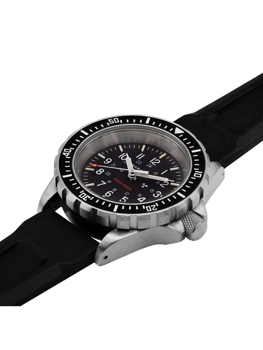 Мужские и женские часы Marathon 41мм Tsar Quartz с черным циферблатом WW194007SS-0130 — изображение 3 из 5