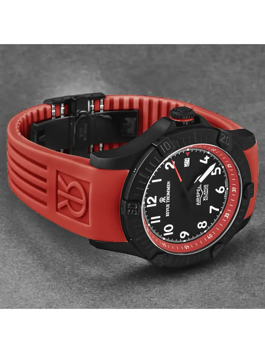 Мужские часы Revue Thommen Air Speed Automatic с черным циферблатом 16070.4776 — изображение 2 из 7, оттенок черный