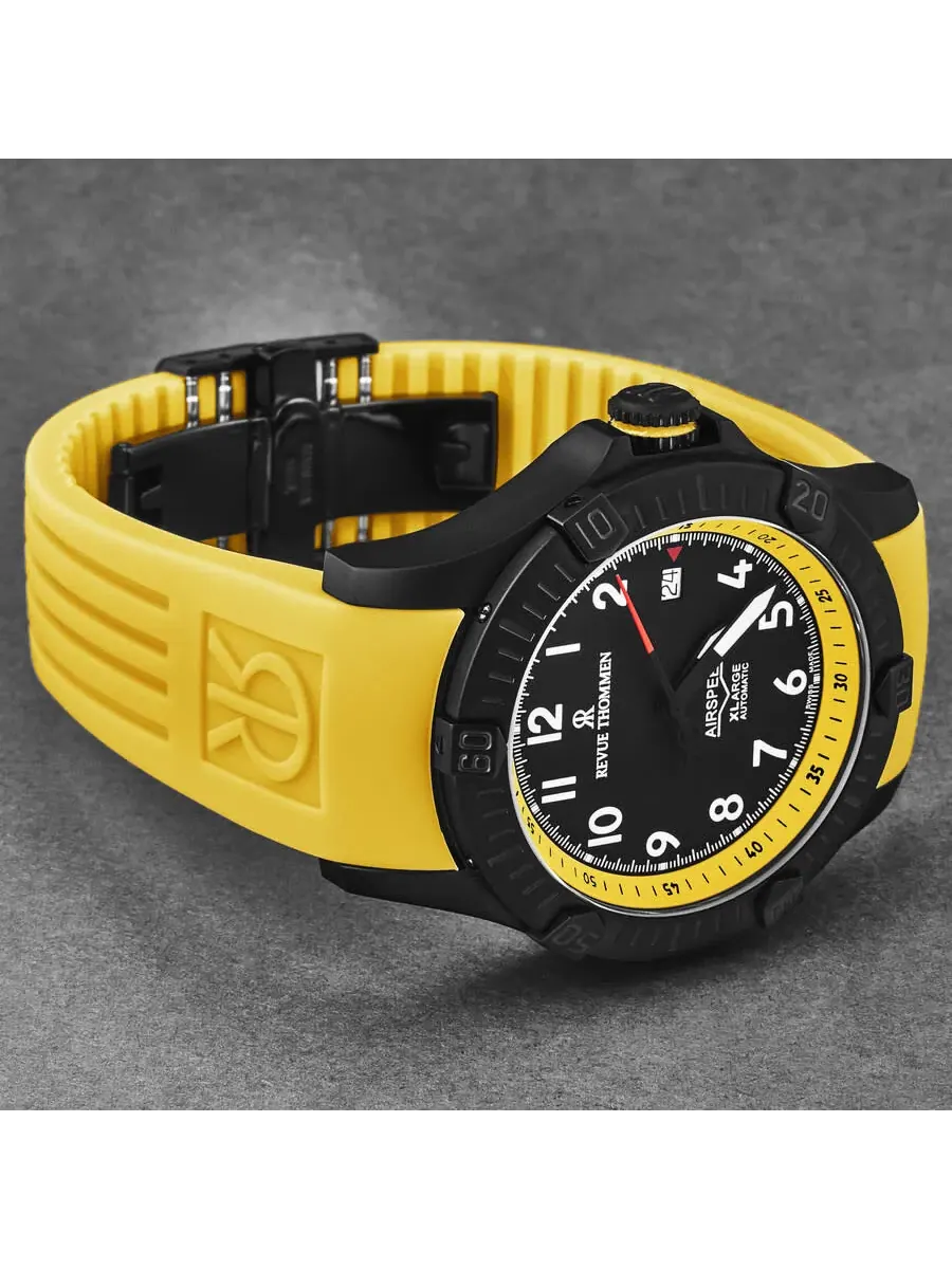 Мужские часы Revue Thommen Air Speed Automatic с черным циферблатом 16070.4778 — изображение 2 из 7, оттенок черный