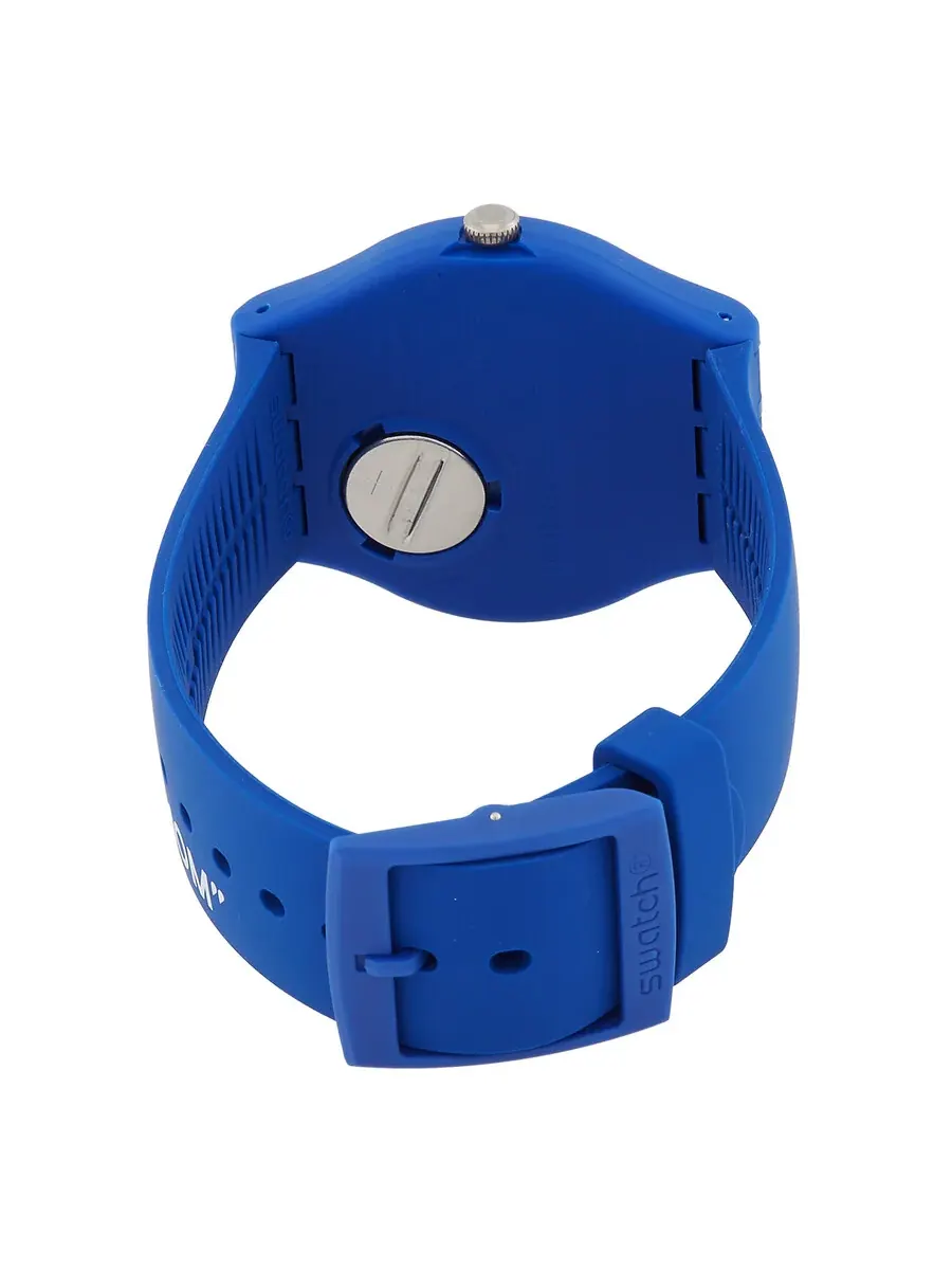 Swatch Часы для мужчин с кварцевым механизмом, белым циферблатом, День отца SO29Z704 — изображение 3 из 4, оттенок синий
