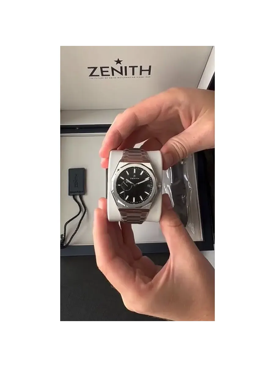 Мужские часы Zenith Defy Skyline с автоматическим механизмом, черным циферблатом Sunburst 03.9300.3620/21.I001