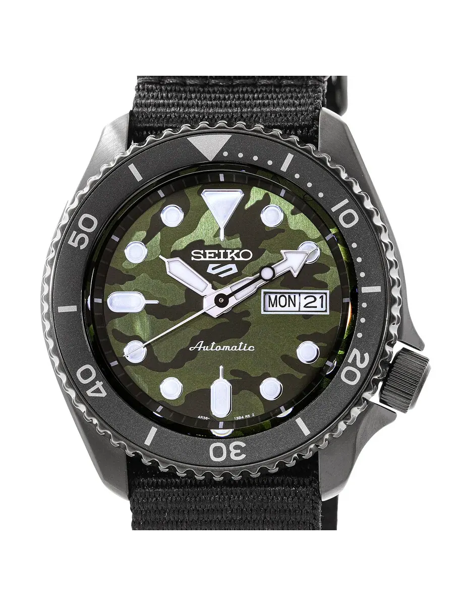 Мужские часы Seiko 5 Sports с автоматическим механизмом и зеленым камуфляжным циферблатом SRPJ37K1 — изображение 4 из 4