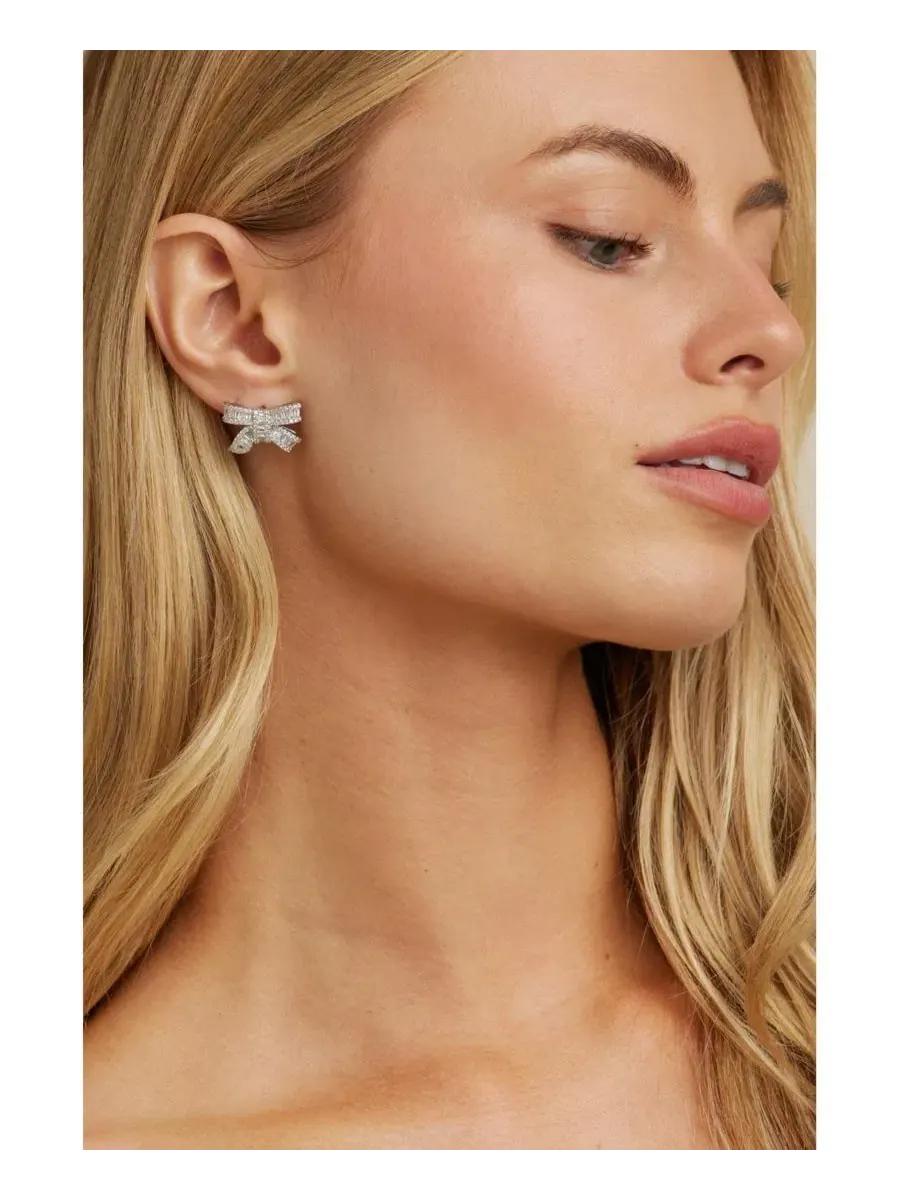 Серьги-гвоздики Alicia Crystal Bow Studs Untamed Petals — изображение 3 из 4, оттенок серебряный