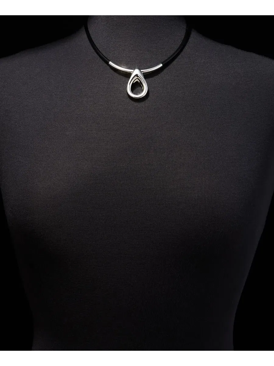 Кулон-подвеска на кожаном шнурке Anne Klein — изображение 3 из 5, оттенок черный