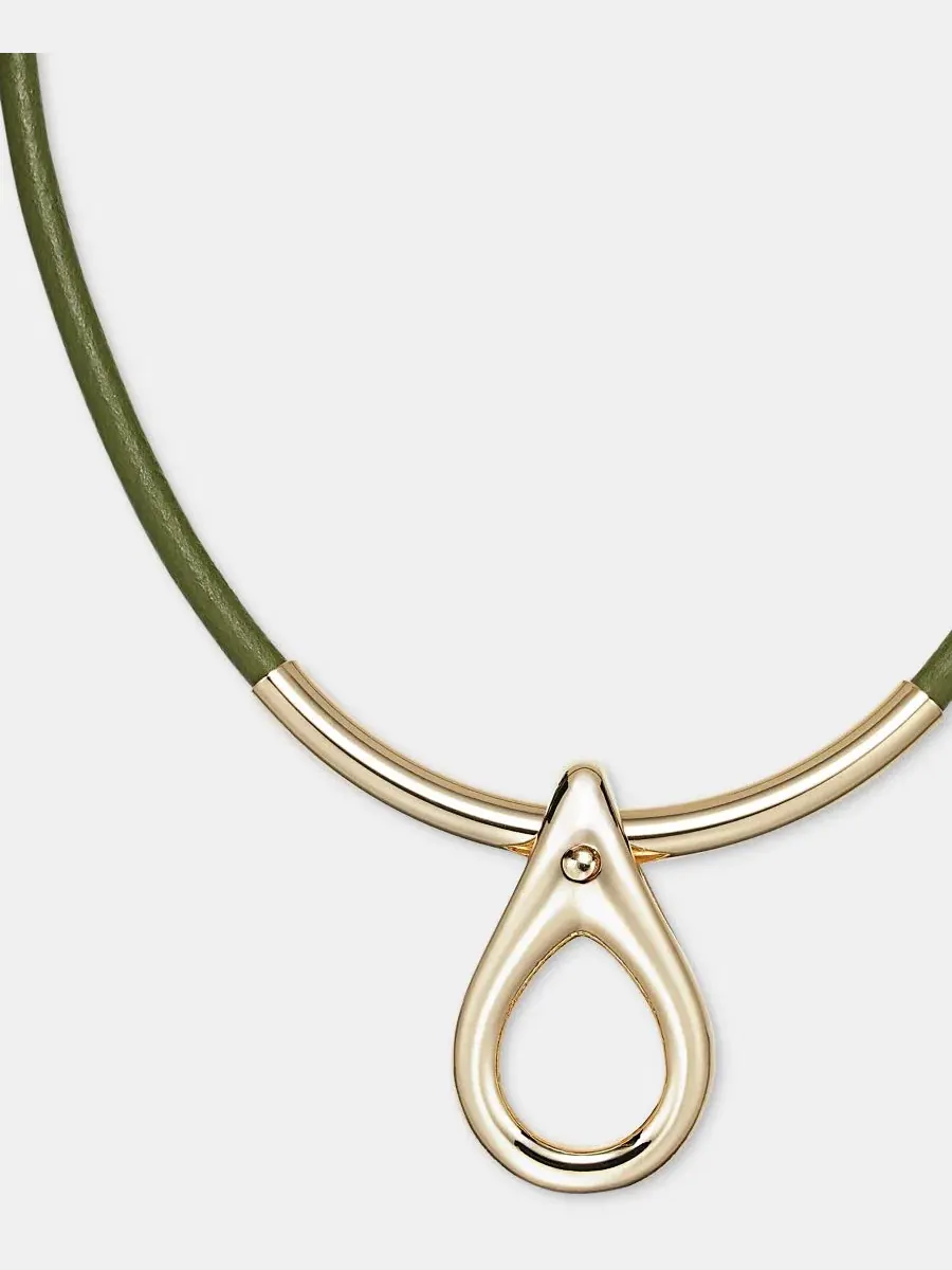 Кулон-подвеска на кожаном шнурке Anne Klein — изображение 2 из 5, оттенок зеленый