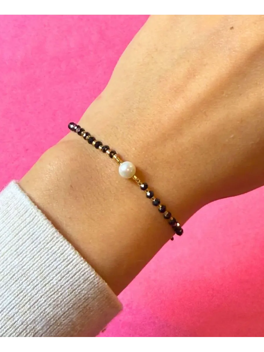 Браслет с жемчугом и бусинами Miyuki, Lumira Mini Pearl Gemstone Kamaria — изображение 4 из 5, оттенок черный