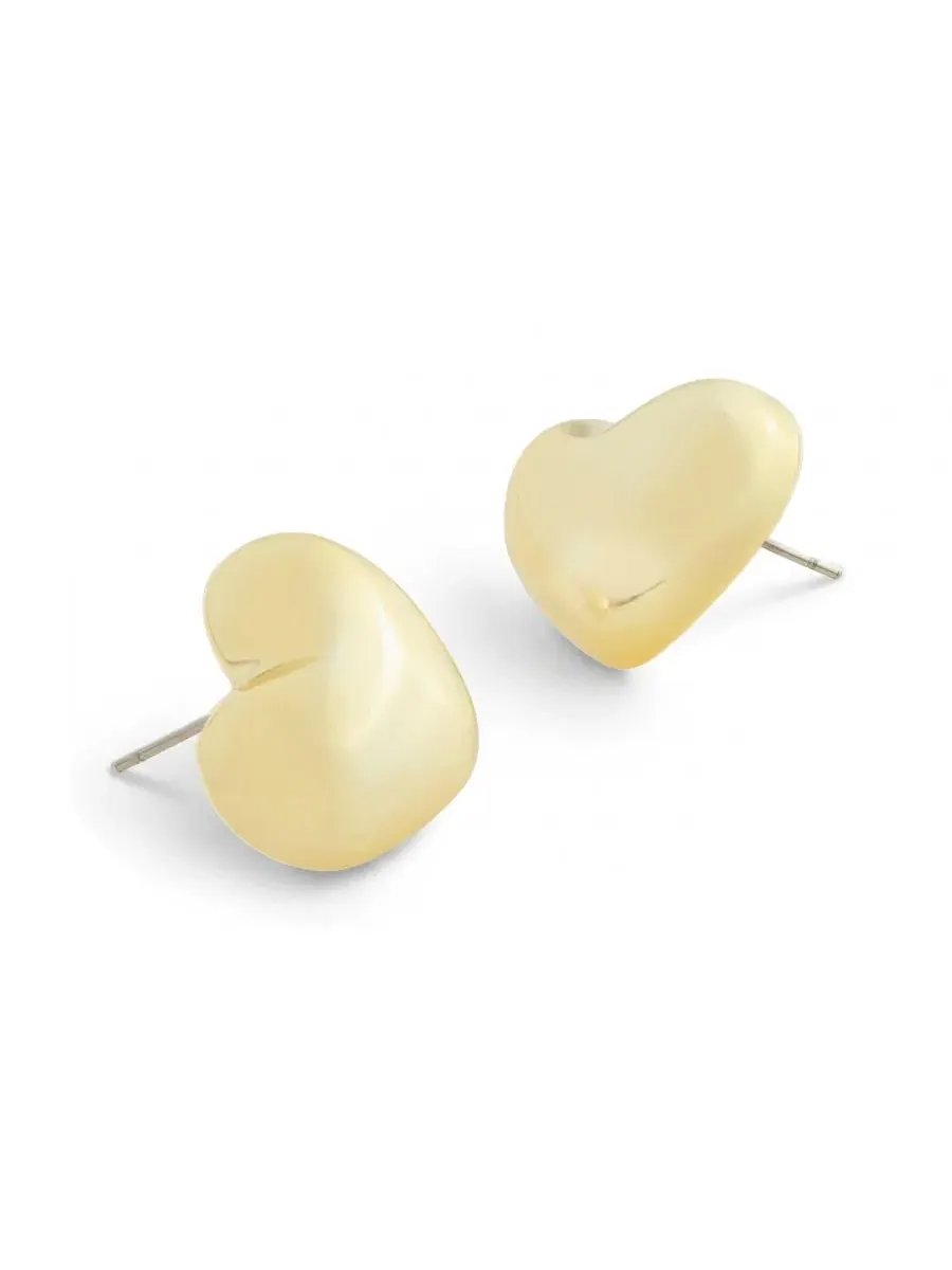 Серьги-гвоздики с объемным сердцем Gold Boho Puffy Heart Steve Madden — изображение 2 из 3, оттенок золото