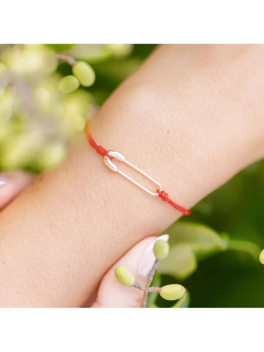 Браслет-оберег Safety Pin Protection Mantra — изображение 3 из 3, оттенок желтый золотистый